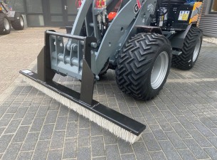 2025 Giant Inveegborstel 120 - 150 - 175cm ADV334