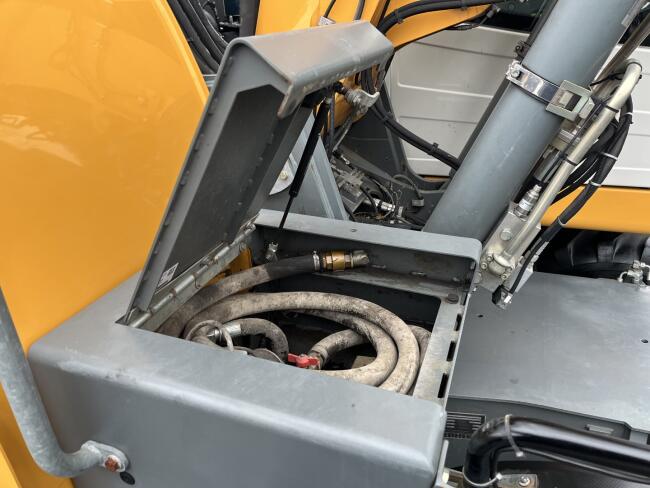 2015 Liebherr A914-Li VK7832 | Graafmachine | Mobiele graafmachine