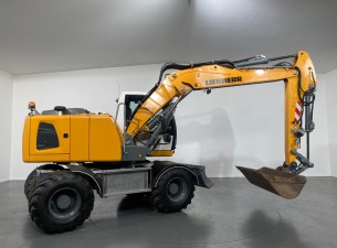 2015 Liebherr A914-Li