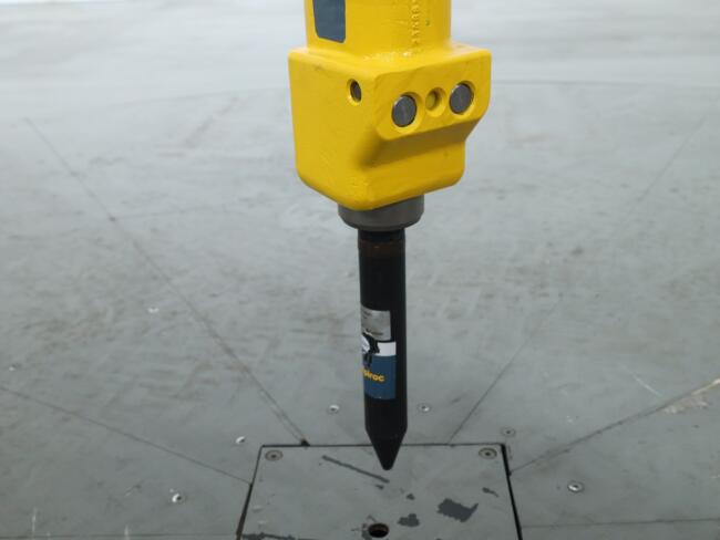2026 Atlas Copco / Epiroc SB102 ADV335 | Aanbouwdelen | Sloophamer