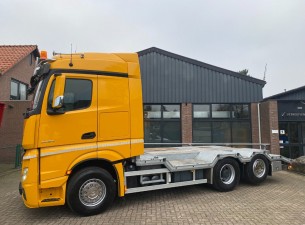 2014 Mercedes Actros 2563 Euro6 6x2 oprijwagen