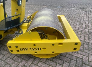 1990 Bomag BW122D