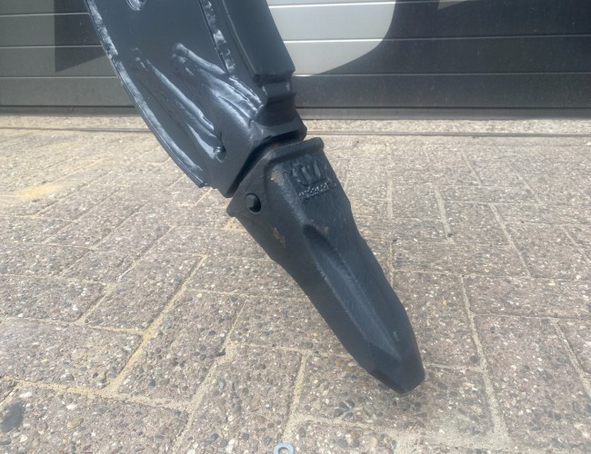 2025 VM Ripper Heavy-Duty CW10 75cm ADV341 | Aanbouwdelen | Wortelmes / Ripper