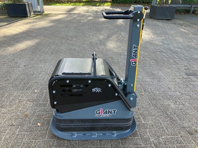 2022 Giant GPR4560De Trilplaat VK8698 | Grondverdichting | Trilplaat