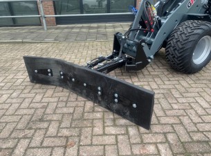 2023 Giant Sneeuwschuif / Voer-mestschuif 160cm hydr verstelbaar