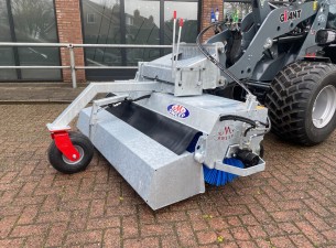 1 M-Sweep HSTV 600SP 175 G Veegmachine Giant VK9020