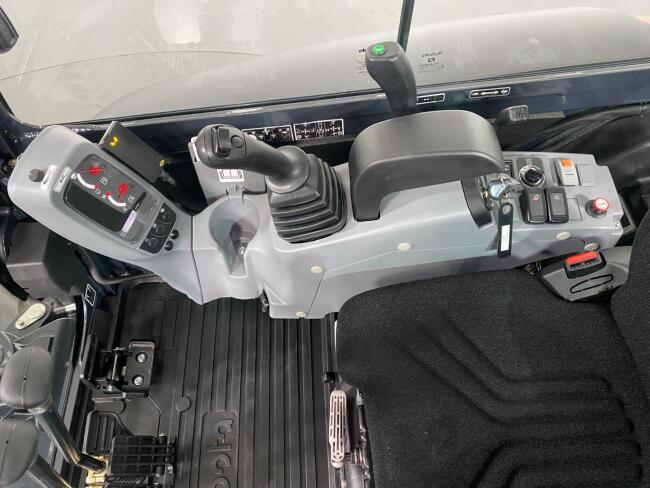 2026 Kubota KX027-4 Hi Spec + Engcon EC204-CW05 ADV1047 | Graafmachine | Minigraver