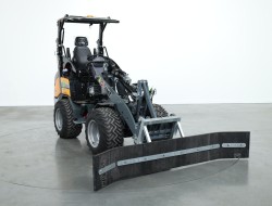 2025 VM Sneeuwschuif Giant / Heftruck 260cm ADV1112 | Aanbouwdelen | Sneeuw / Mest - Voederschuif