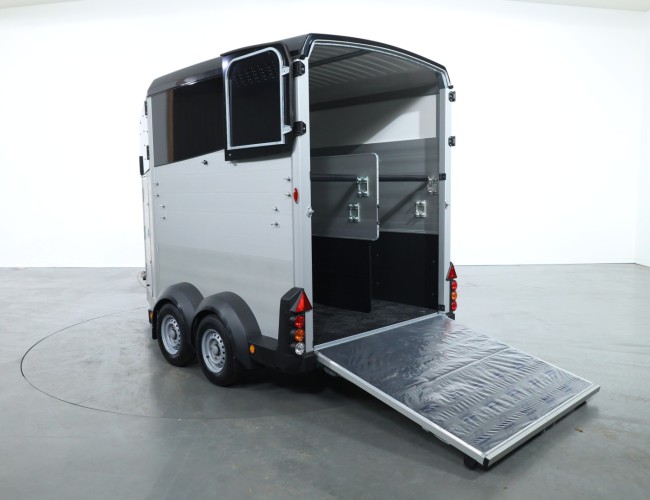 1 Ifor Williams HBX511 2 paards trailer - Voorlosser RH VT573 | Aanhangwagen | Paardentrailer