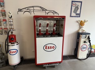 1950 GMO Muller Esso Oliebar 3 Taps