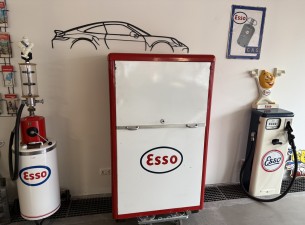 1950 GMO Muller Esso Oliebar 3 Taps