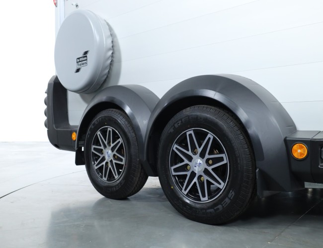 2025 Ifor Williams HBX511 2 paards trailer - Voorlosser RH VT727 | Aanhangwagen | Paardentrailer