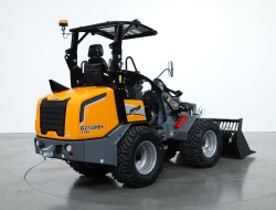 2025 Giant G2700 X-tra HD+ VK10059 | Wiellader | Mini Shovel