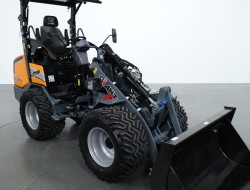 2025 Giant G2700 X-tra HD+ VK10059 | Wiellader | Mini Shovel