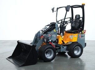 2025 Giant G1200 HD VK10119