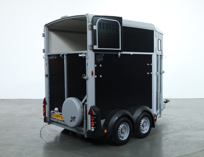2025 Ifor Williams HB506 Paardentrailer 2 paards (zwart) VT776 | Aanhangwagen | Paardentrailer