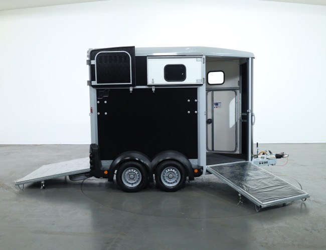 2025 Ifor Williams HB506 Paardentrailer 2 paards (zwart) VT776 | Aanhangwagen | Paardentrailer