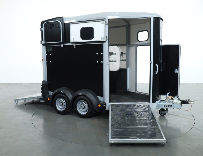 2025 Ifor Williams HB506 Paardentrailer 2 paards (zwart) VT776 | Aanhangwagen | Paardentrailer
