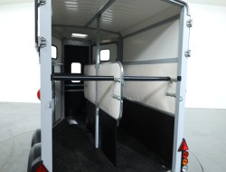 2025 Ifor Williams HB506 Paardentrailer 2 paards (zwart) VT776 | Aanhangwagen | Paardentrailer