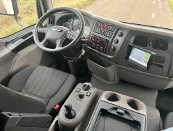 2024 DAF LF230 Bakwagen 720cm met laadklep VT815 | Transport | Vrachtwagen