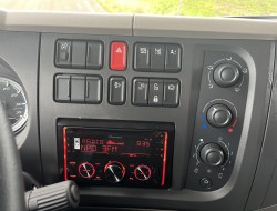 2024 DAF LF230 Bakwagen 720cm met laadklep VT815 | Transport | Vrachtwagen