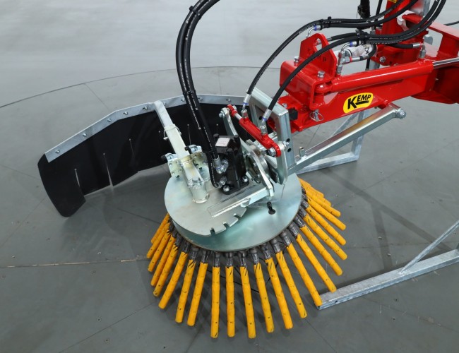 2025 Kemp Onkruidborstel Hydr + Hydr kantelen Giant (arm:650) VK10285 | Aanbouwdelen | Onkruidborstel