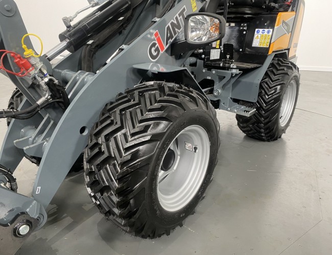 2025 Giant G2300 X-tra HD VK10288 | Wiellader | Mini Shovel