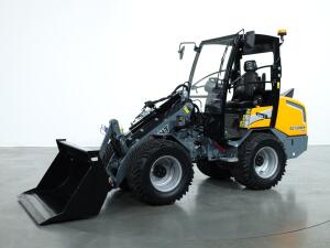 2025 Giant G2700 X-tra HD+