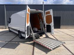 2024 Mercedes-Benz Sprinter 315 CDI 1.9 L3H2 + Easyloader Laadklep VT855 | Transport | Bedrijfswagens