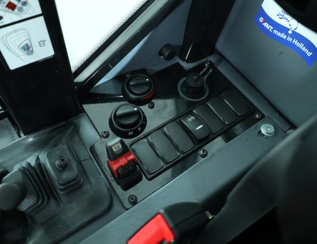 2025 Giant G2700 HD+ (Cabine) VK10375 | Wiellader | Mini Shovel