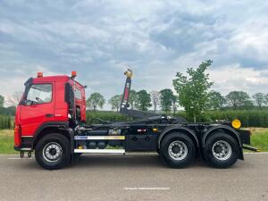 2010 Volvo FM 330 6x4 Haakarm 21T Euro5