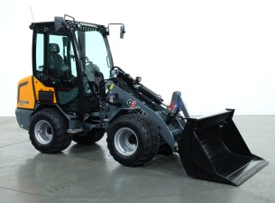 2025 Giant G2500 X-tra HD (Cabine)
