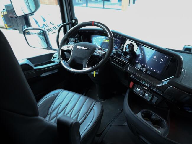 2024 Unused DAF XG + Showtruck 530 FTG 6X2 VT904 | Transport | Vrachtwagen