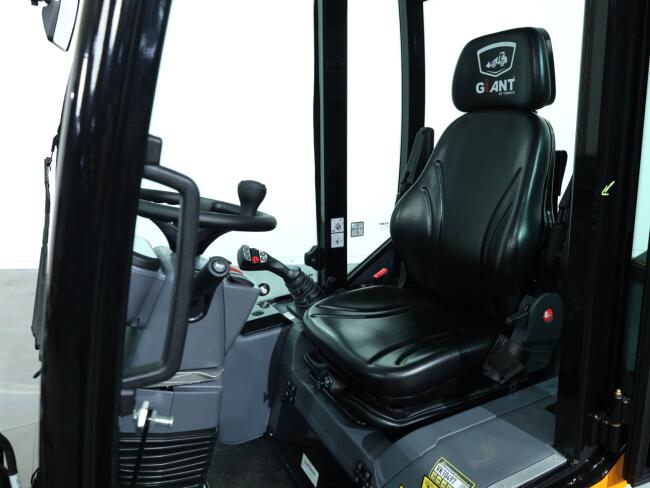 2026 Giant G2700 X-tra HD+ (Cabine) VK10497 | Wiellader | Mini Shovel