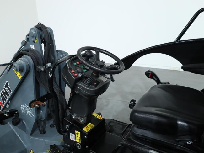 2022 Giant G2300 HD VK10714 | Wiellader | Mini Shovel