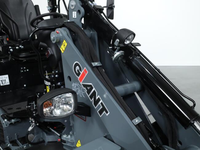 2025 Giant G2500 HD VV1514 | Wiellader | Mini Shovel