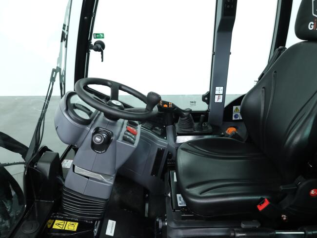 2026 Giant G3500 X-tra (Cabine) VK10869 | Wiellader | Mini Shovel