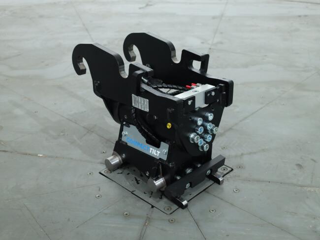 2026 Compacttilt CT3-HS4 CW05 - CW05 Afneembaar Kantelstuk VK10857 | Aanbouwdelen | Kantelstuk