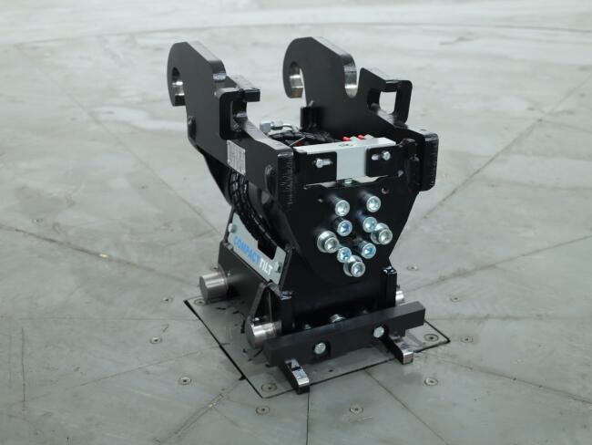 2026 Compacttilt CT3-HS4 CW05 - CW05 Afneembaar Kantelstuk VK10857 | Aanbouwdelen | Kantelstuk