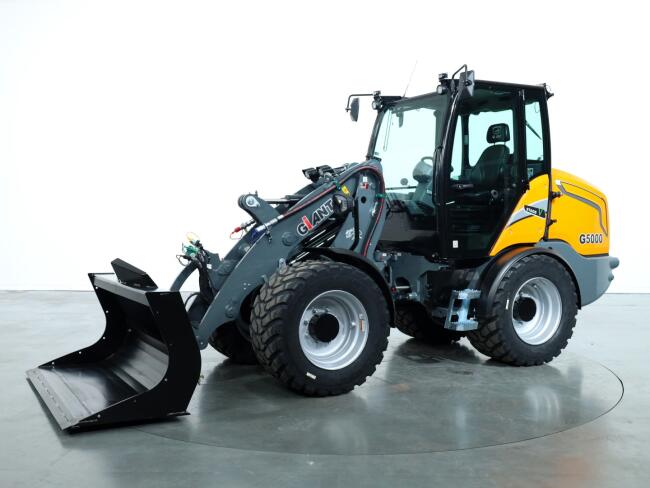 2025 Giant G5000 VV1519 | Wiellader | Mini Shovel