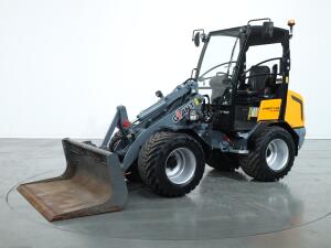 2017 Giant V452T X-tra HD