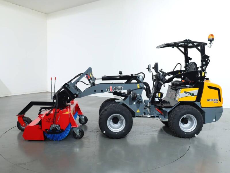 2026 M-Sweep HSTV 600SP 150 Veegmachine Giant VK11023 | Aanbouwdelen | Veegmachine / Borstel