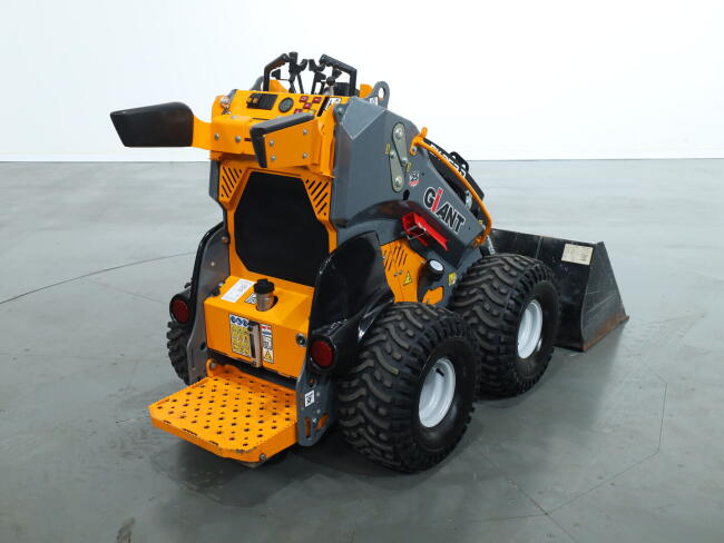 2021 Giant SK252D VK11054 | Wiellader | Mini Shovel